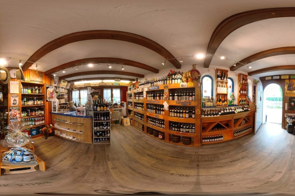 Inneneinrichtung-des-Ladenlokals-Bierspezialit-ten-Armin-Kotterheidt-Leverkusen-Foto-von-Uwe-MiseriusEVv3sI4HW1esp