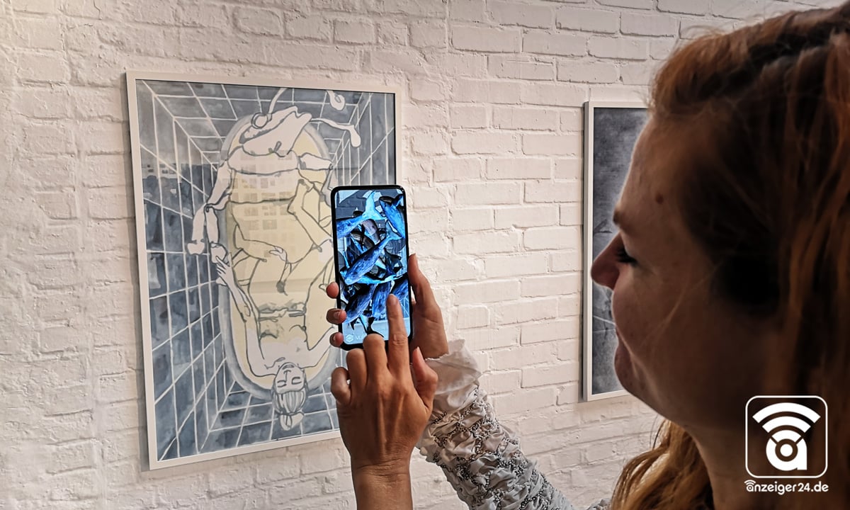 Kunstraum-Virtual-Reality-Insekten-Abend