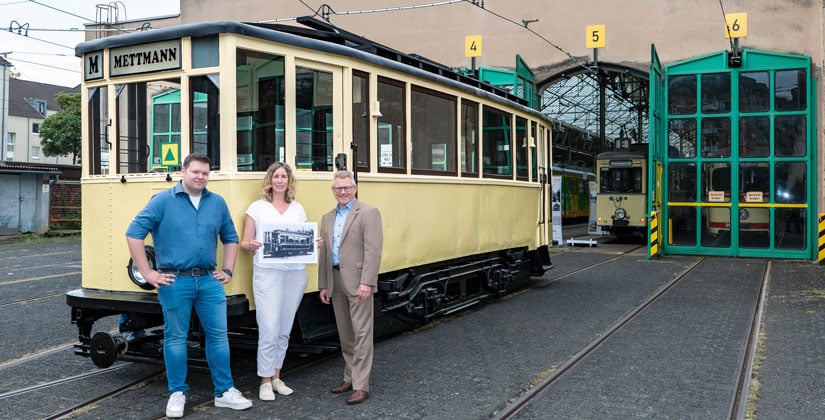 Im Rheinbahn-Betriebshof „Linie D“ Am Steinberg in Düsseldorf kann das Denkmal-Schätzchen bestaunt werden