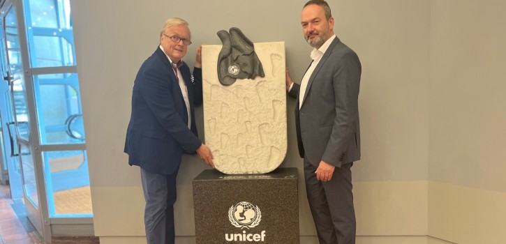 Zum Abschied spendiert Heribert Klein der Stadt ein prachtvolles Kunstwerk 