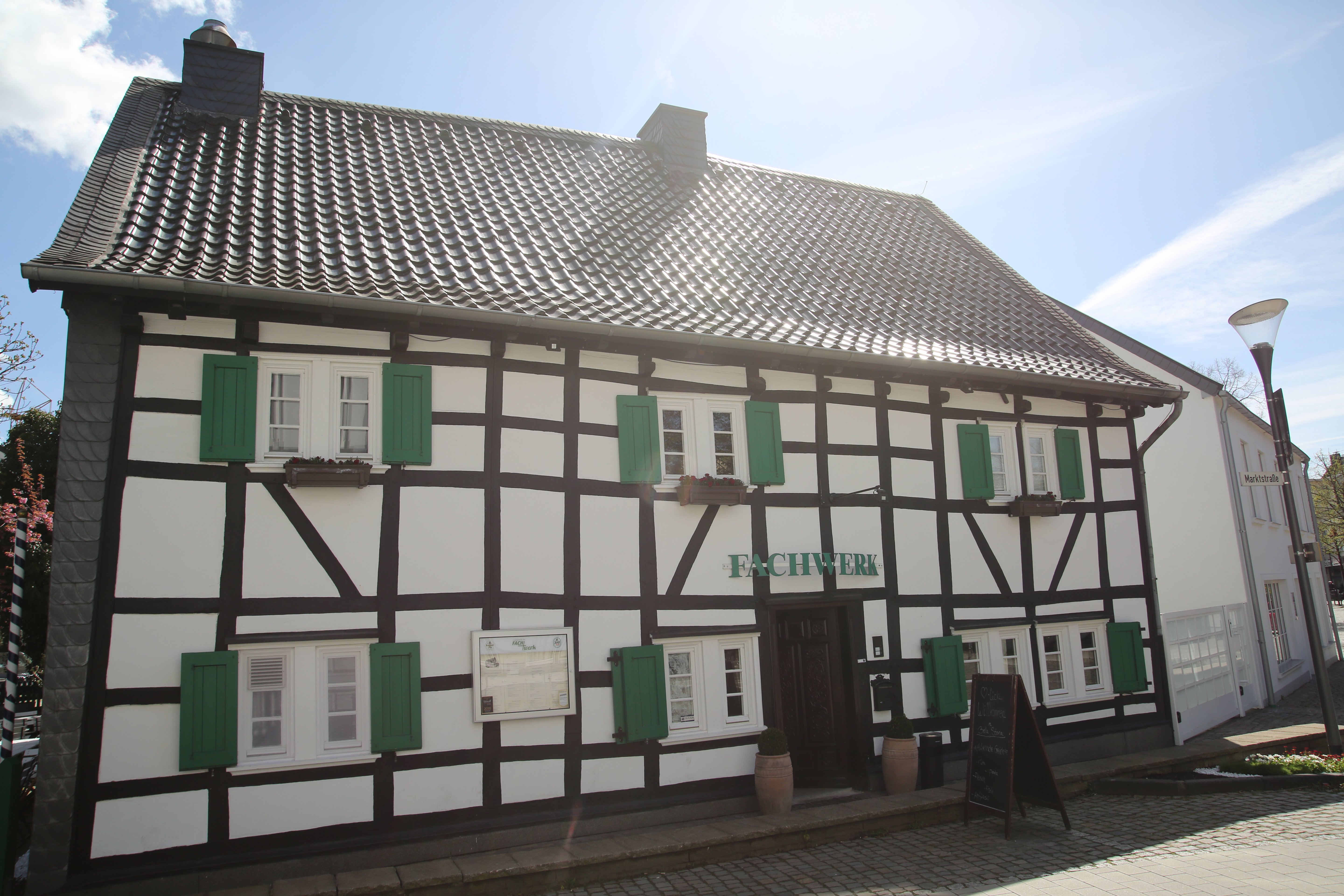 Fachwerk Ristorante Bella Storia: Außenfassade