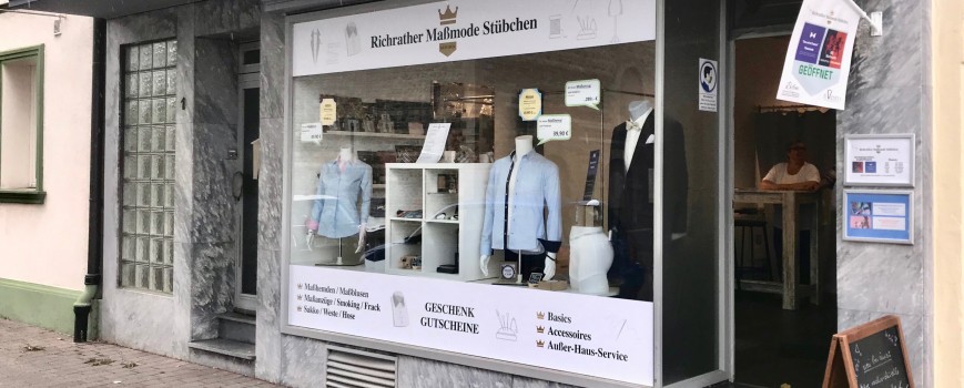 Hemden, Blusen, Anzüge, Accessoires und mehr