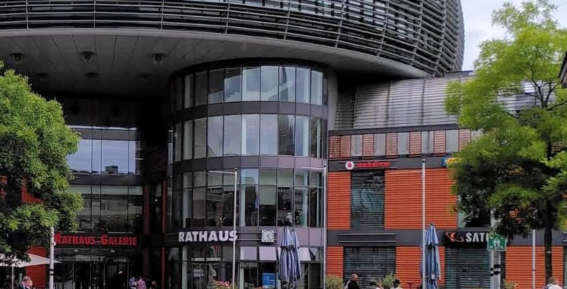 Rathaus Leverkusen auf dem Direktflug in den finanziellen Kollaps? Rathaus Leverkusen auf dem Direktflug in den finanziellen Kollaps?
