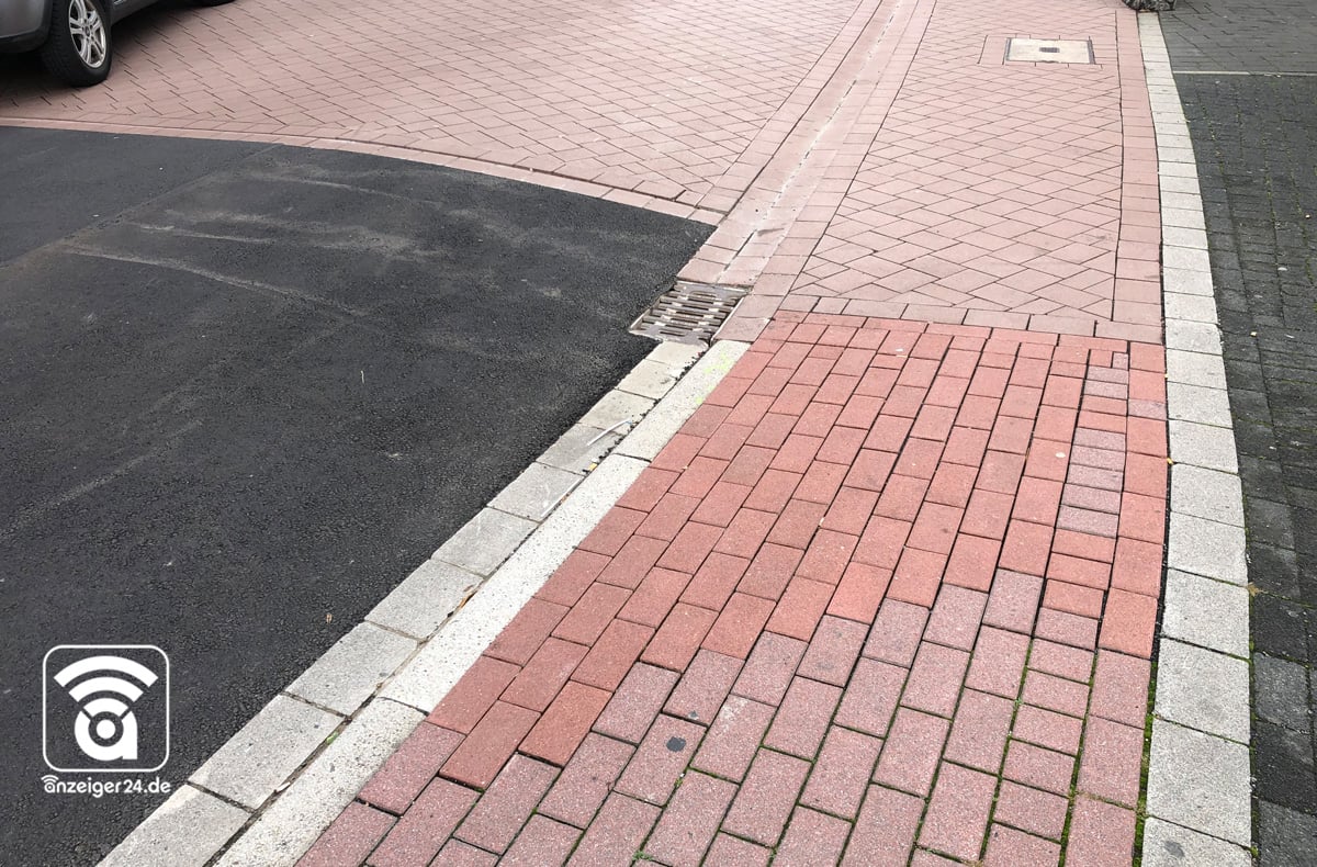 Kronengarten-Pflastersteine-Asphalt