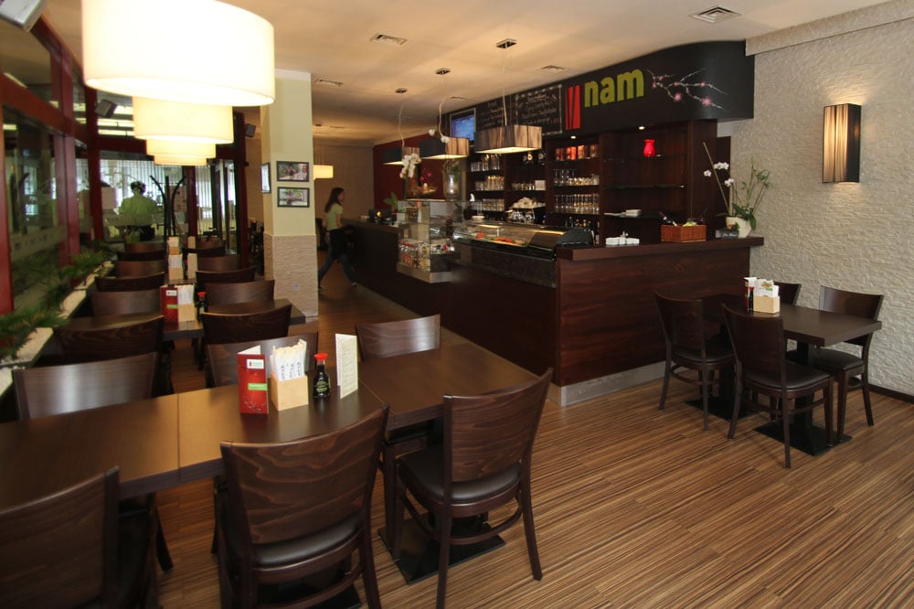nam-restaurant-hilden-gastraum-fensterRIjZf42G9mUJr