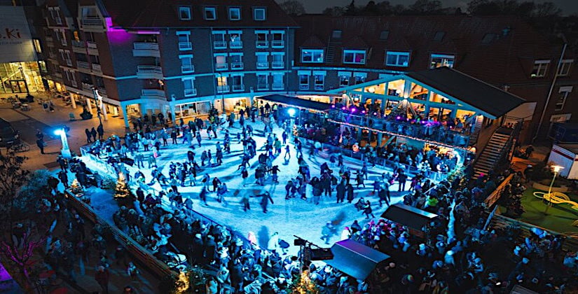 Am Eierplatz locken ein rund 400 Quadratmeter große Eisfläche und ein zweistöckiges Winter-Chalet 