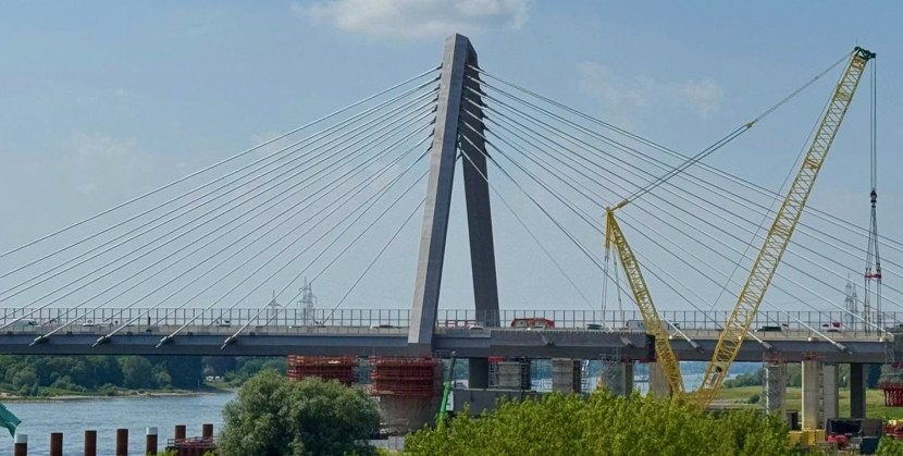 Zwischen Leverkusener Brücke und Köln-Niehl