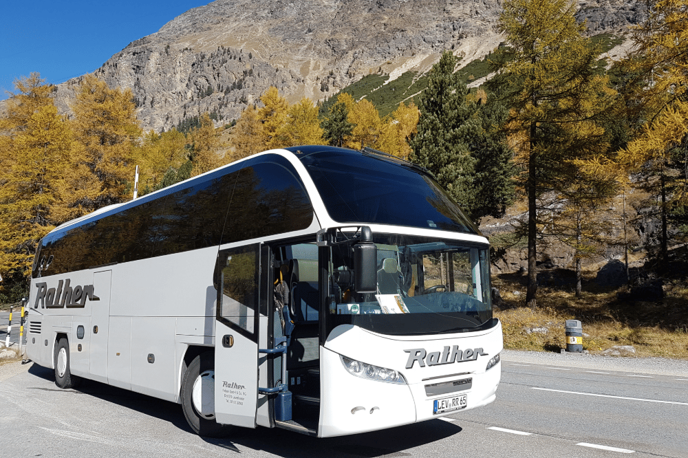Rather-Reisen-Leverkusen-Bus-in-den-BergenZpGClTMisORtl