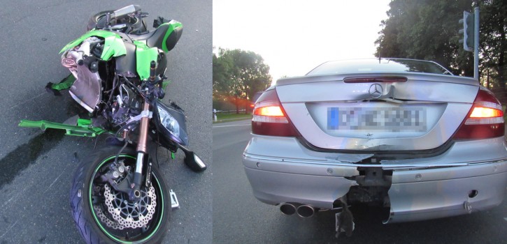 Motorradfahrer fährt einem Mercedes ins Heck – zu schnell gewesen? 