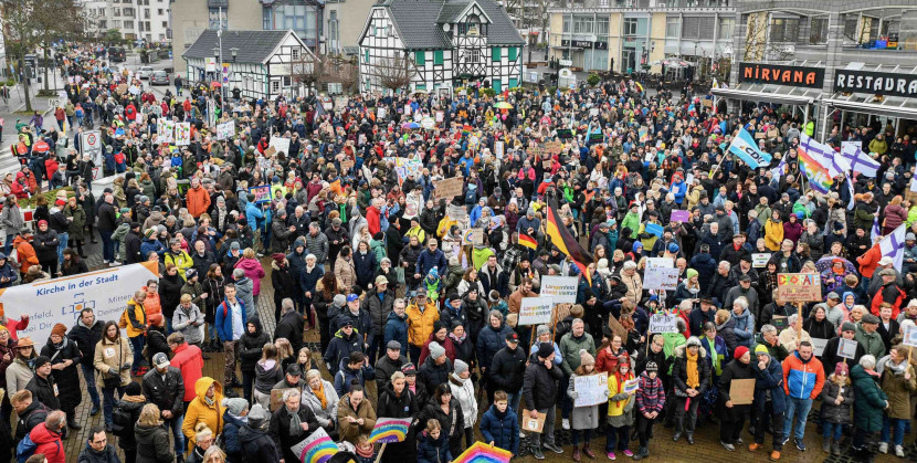 Langenfelder Bündnis „Wir für Demokratie“ besteht aus 57 Organisationen und Vereinen