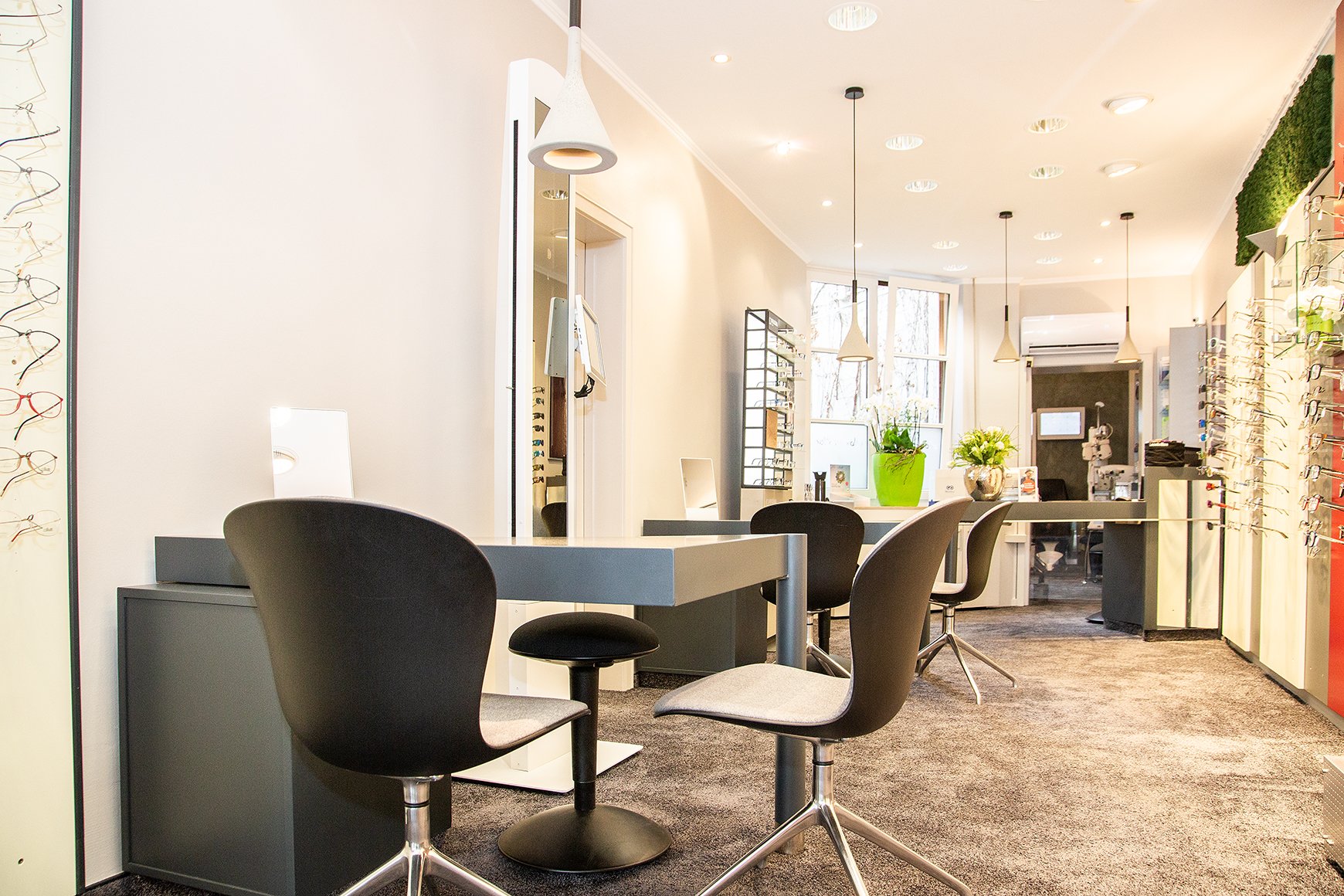 Optik-Hanrath-Hilden-Ein-neues-Ambiente-seit-2018