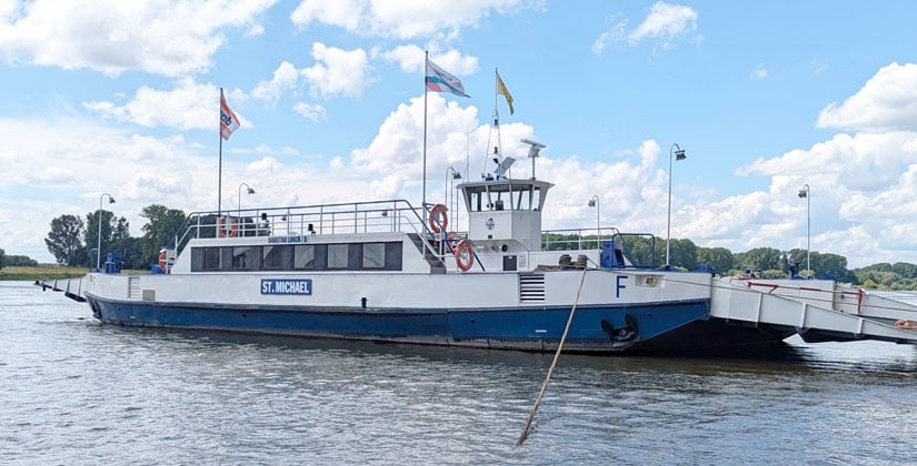 Am Wochenende konnten sich die Menschen das Schiff schon einmal anschauen – Zunächst aber läuft ein Testbetrieb Am Wochenende konnten sich die Menschen das Schiff schon einmal anschauen – Zunächst aber läuft ein Testbetrieb