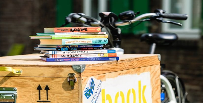 Ulla-Hahn-Haus schickt Bücherfahrrad raus