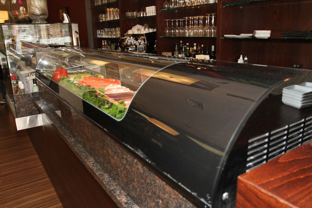 nam-restaurant-hilden-sushi-lachs-thekexhddTayako8H4