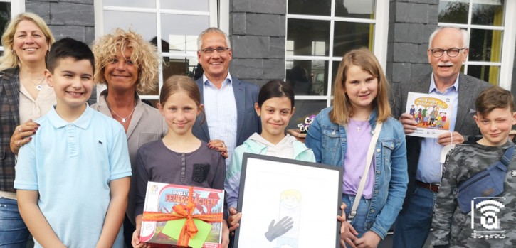 Erich-Kästner-Schülerinnen und -schüler malten ihre Visionen vom Kindeswohl