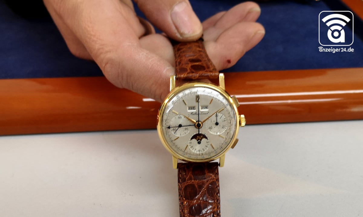 Uhren-Reparatur-Hilden-fertige-Uhr