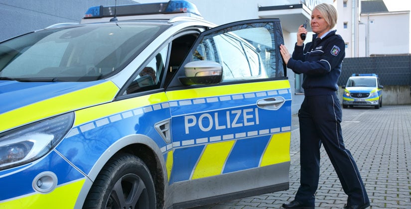 Zwei Täter wollten Hildenerin die Handtasche entreißen Zwei Täter wollten Hildenerin die Handtasche entreißen