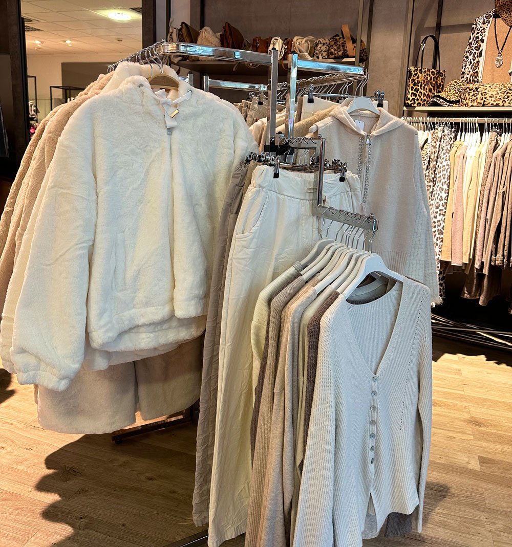 Amia-Fashion-Hilden-Kunstfell