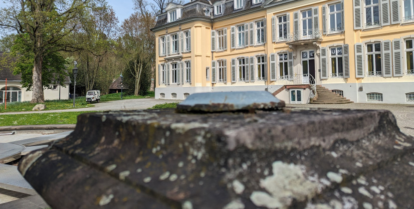 Im Spiegelsaal von Schloss Morsbroich