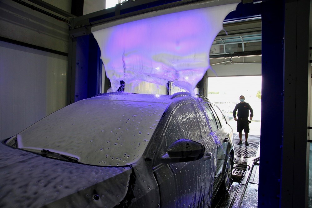 carwash-waschstrasse-langenfeld-autowaesche-ostern