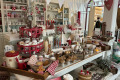 Weihnachtliche Figuren und Kugeln  - Kleines Angerhuus Langenfeld Weihnachtliche Figuren und Kugeln  - Kleines Angerhuus Langenfeld