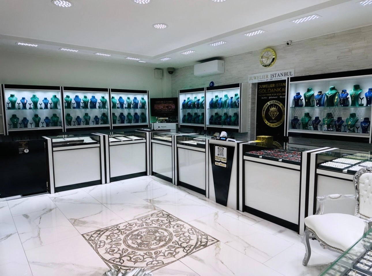 Juwelier-Istanbul-Hilden-Schmuck-Ringe