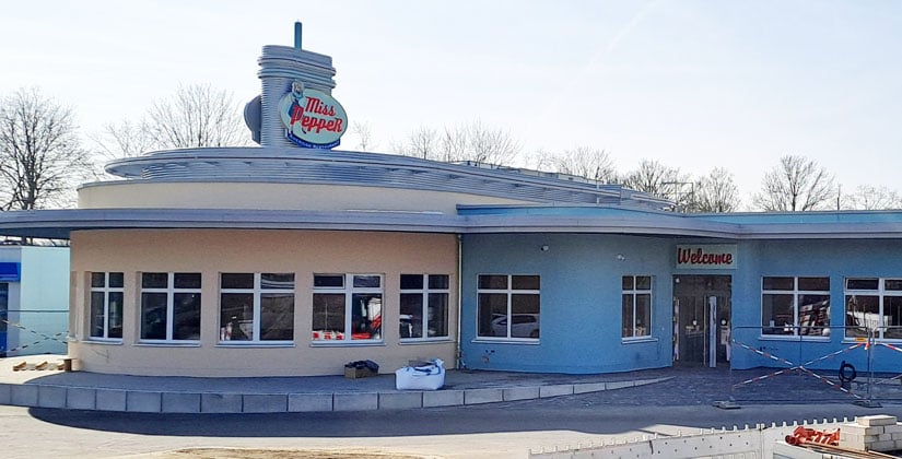 American Diner im Stil der 50er und 60er Jahre – ab dem 28. März 2025 auch in Hilden American Diner im Stil der 50er und 60er Jahre – ab dem 28. März 2025 auch in Hilden
