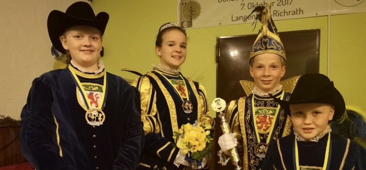 Fritz & Vivien sowie die Pagen Alexander und Josy sind ein fröhliches Gespann mit kölschem Frohsinn Fritz & Vivien sowie die Pagen Alexander und Josy sind ein fröhliches Gespann mit kölschem Frohsinn