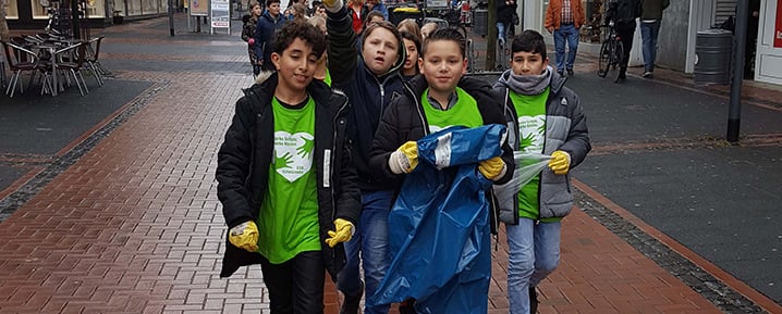 Kinder engagierten sich für eine saubere Stadt Kinder engagierten sich für eine saubere Stadt