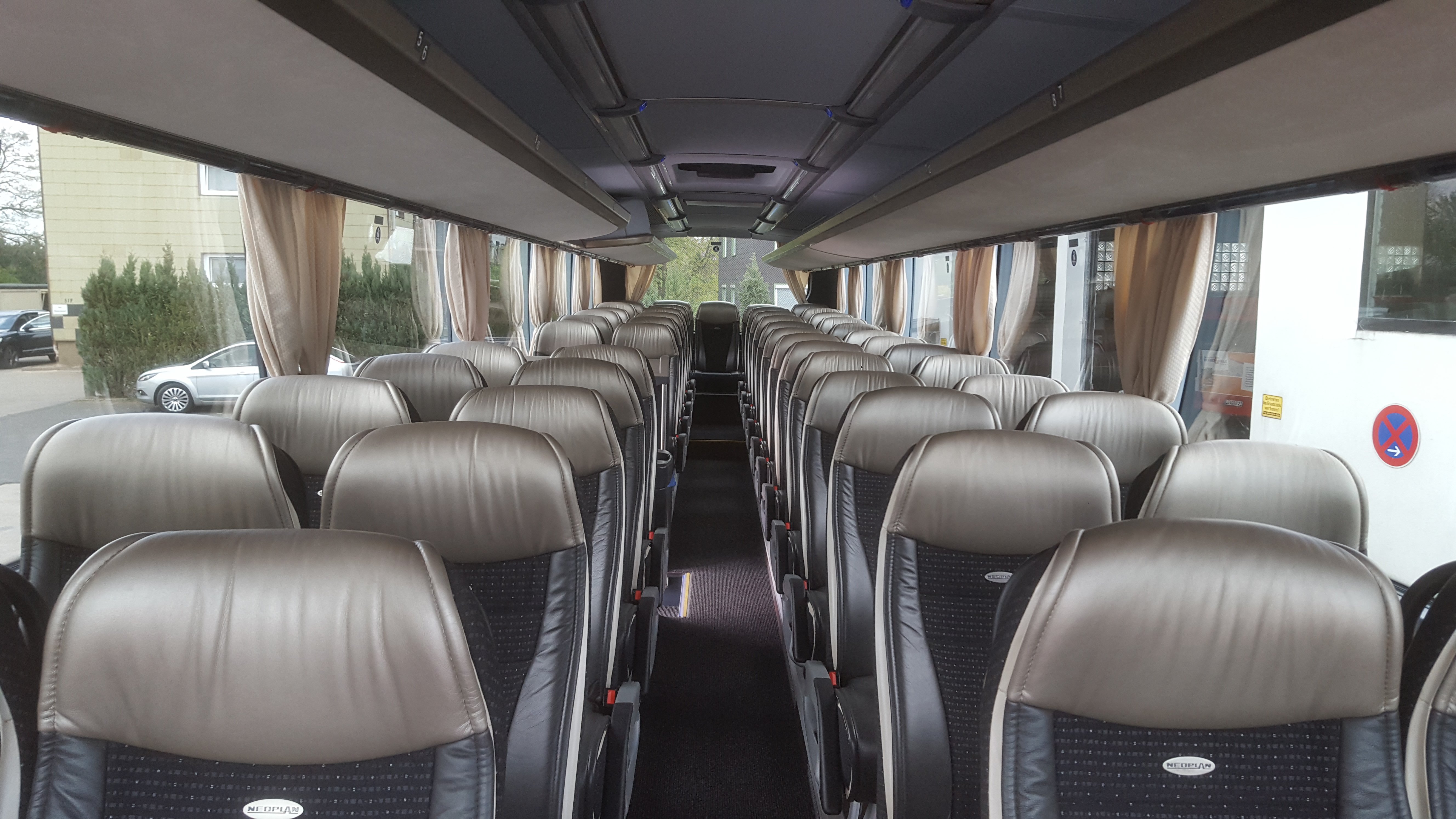 Rather-Bus-Reisen-Innenansicht-Leverkusen
