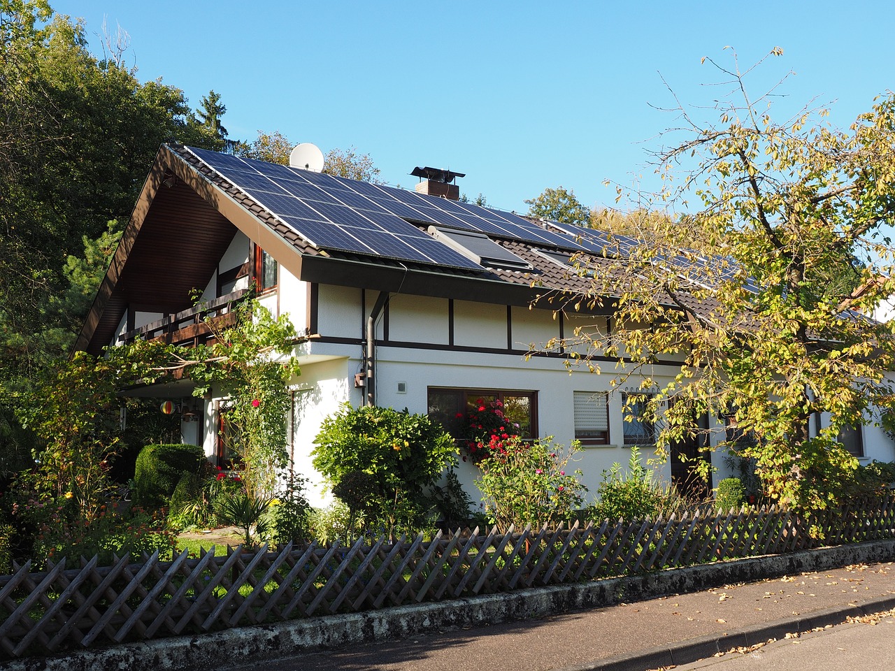 AW Energiekonzepte Hamburg: Sonnenstrom vom eigenen Dach AW-Energiekonzepte-Hamburg-Sonnenstrom-vom-eigenen-Dach