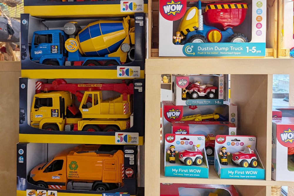 SpielPlus-Hilden-Spielwaren-Spielzeug-2025-Baby-Modell-Wow-Betonmischer