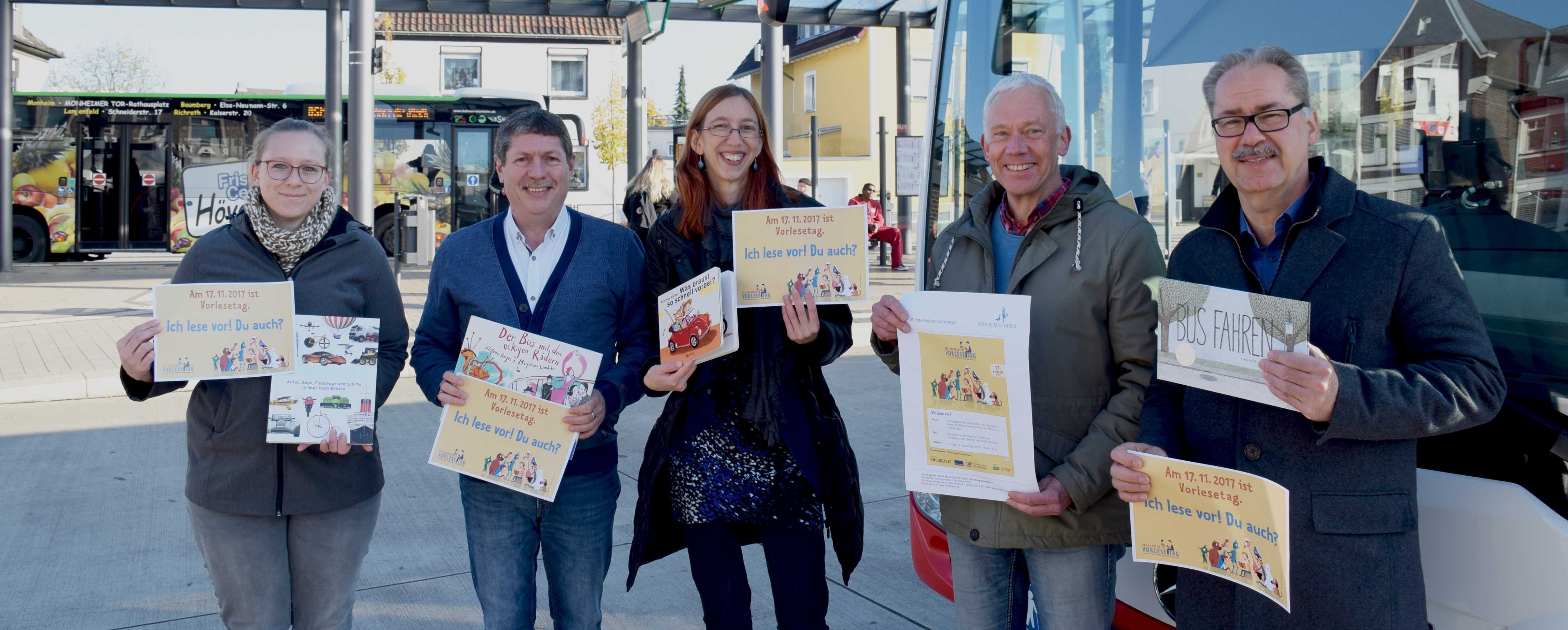 Ulla-Hahn-Haus, Bibliothek, Pro Literatur und BSM laden zum Literaturschmaus ein