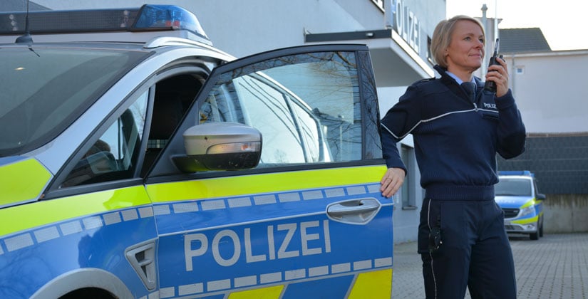 Dreiste Masche in Langenfeld: Junge Täter klauen 78-Jähriger die Geldbörse Dreiste Masche in Langenfeld: Junge Täter klauen 78-Jähriger die Geldbörse