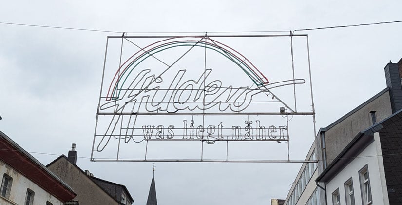 Und was ist mit einem neuen Slogan?