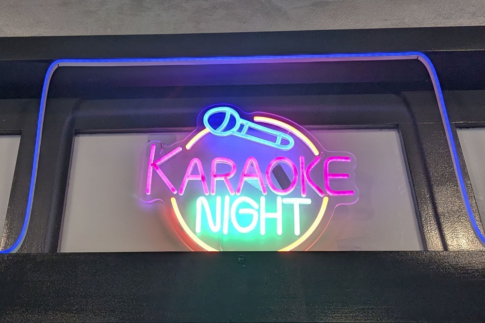 Lazy-Chicken-Hilden-Karaoke-Night