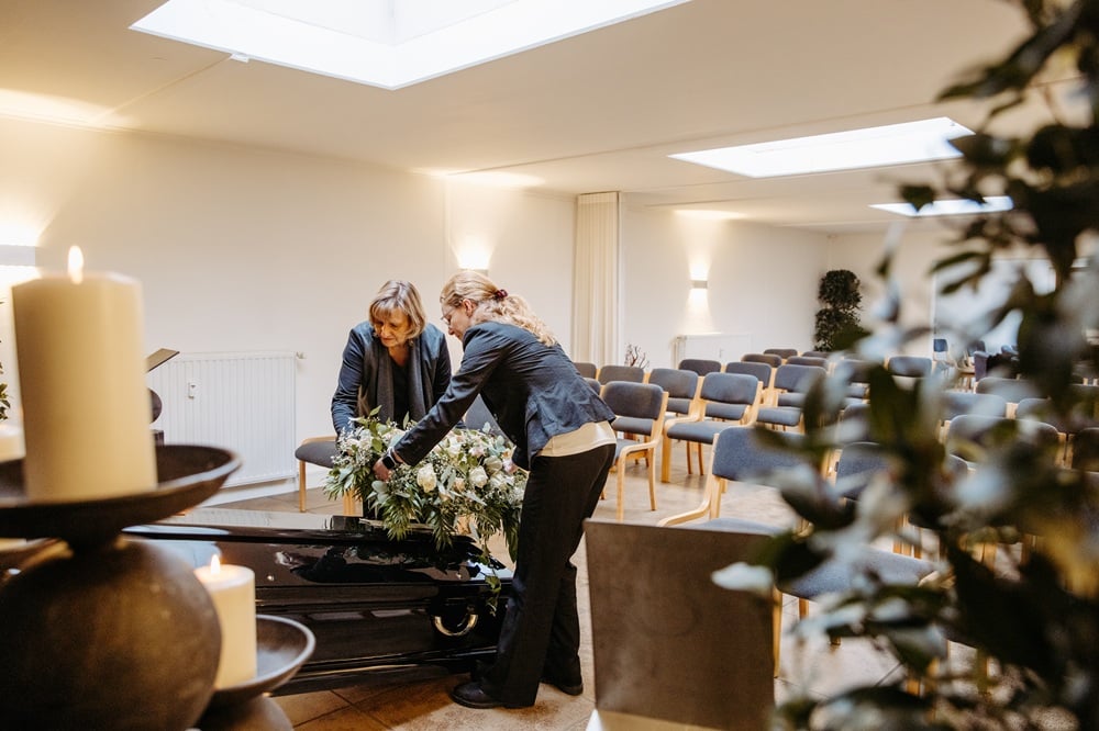 Bestattungshaus-Mueller-Langenfeld-Schmuecken-TrauerhalleVl7Uitfg8RZWl