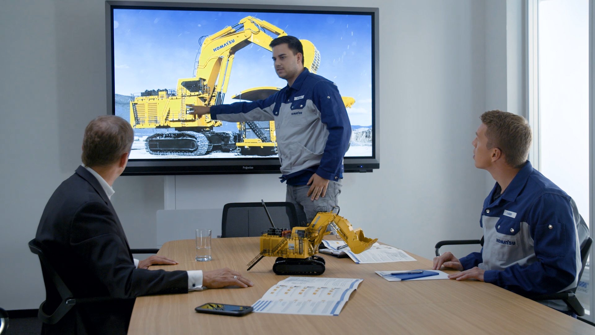 Komatsu-Ausbildungsboerse-Hilden-Industriekaufmann
