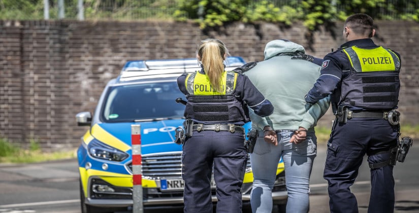Polizei fasst zwei Tatverdächtige 