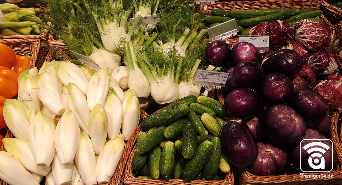 Selgros-Hilden-Obst-Gemuese-Zucchini