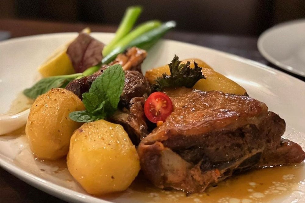 Restaurant Dion in Leverkusen-Opladen: Balkan-Küche in Vollendung