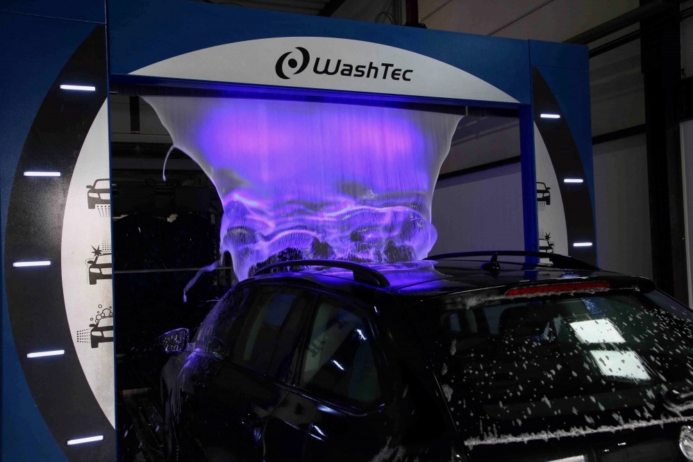 Happy Hour bei Carwash Happy Hour bei Carwash