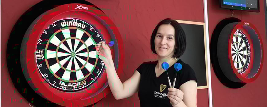 Neueröffnung: Dart spielen und Bier von der grünen Insel genießen Neueröffnung: Dart spielen und Bier von der grünen Insel genießen