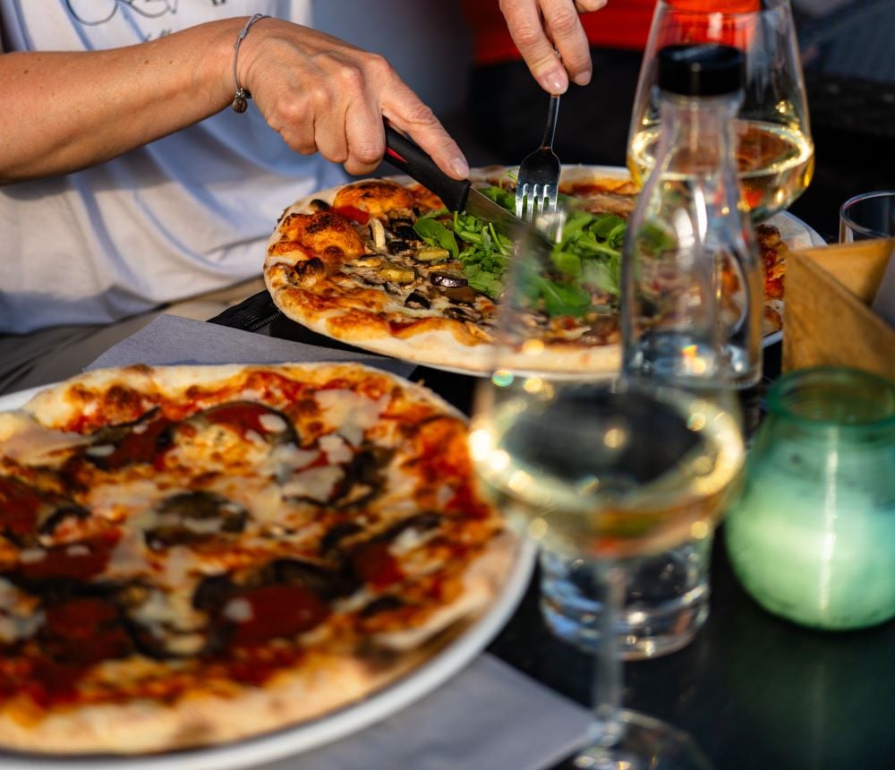 Ristorante-Peperoncino-Leverkusen-PizzaJ0VmumVYdXSJG