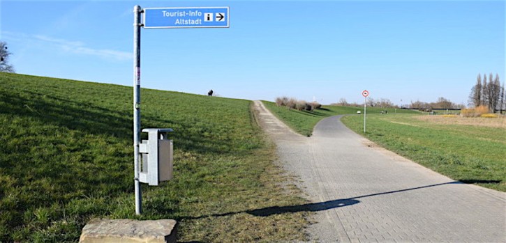 Stadt versetzte nach Online-Befragung 44 Gefäße Stadt versetzte nach Online-Befragung 44 Gefäße