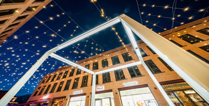 Klang- und Lichtkubus und Segmente werden installiert und getestet