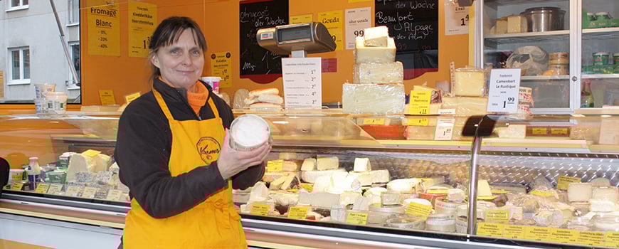 Wochenmarkt-Hilden-Kaese-KremslSHu5rTlL1oYI