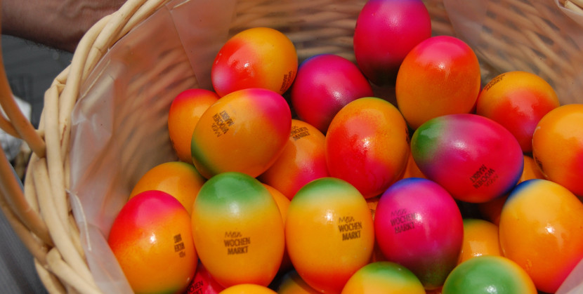 Im April gibt es beim Markt Verschiebungen ... Im April gibt es beim Markt Verschiebungen ...