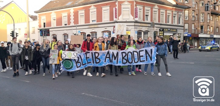 BUND und FFF wollen "Krise an der Wurzel packen"