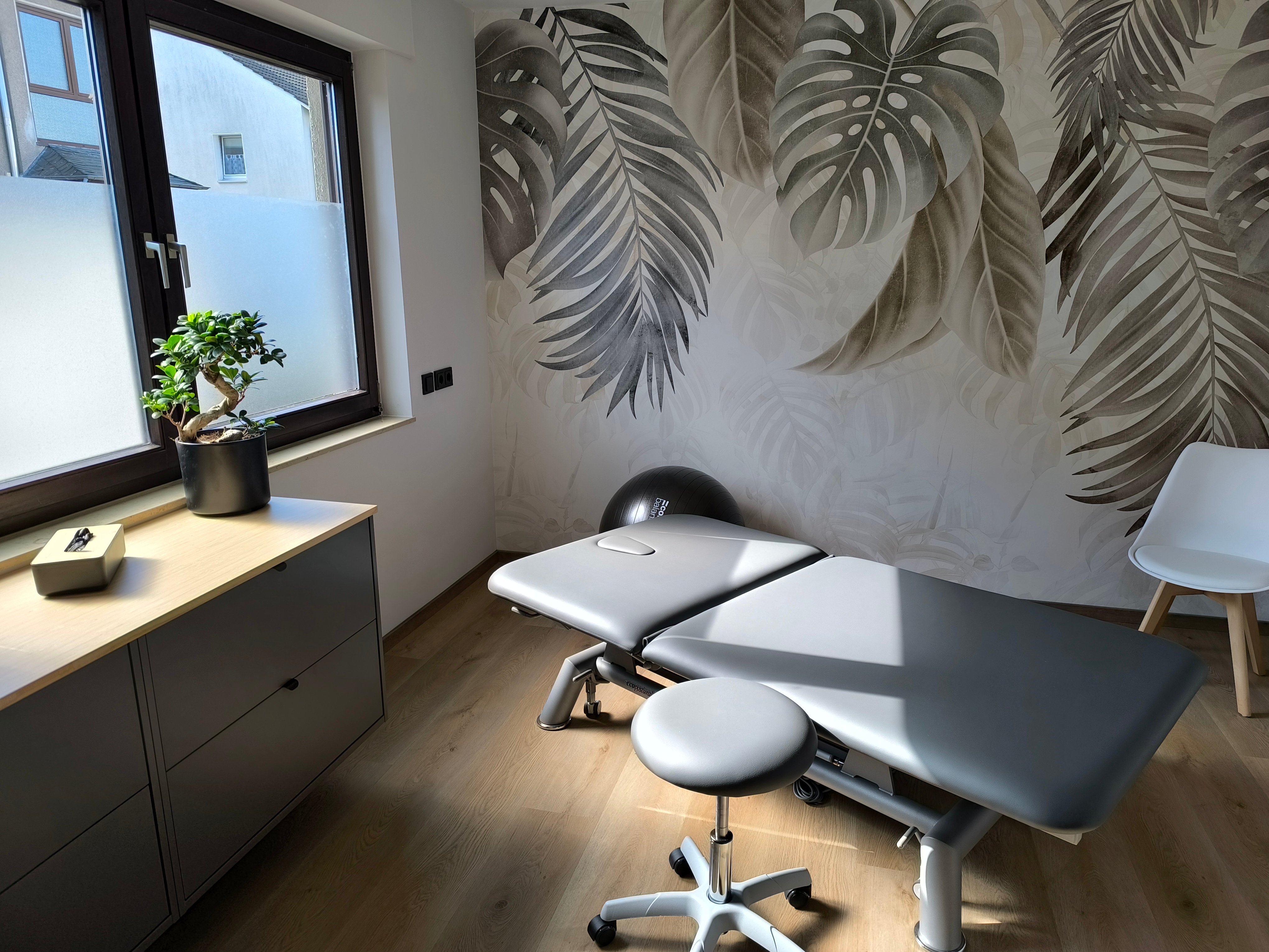 Stuetzpunkt-Physiotherapie-Leverkusen-Rheindorf-Behandlungszimmer